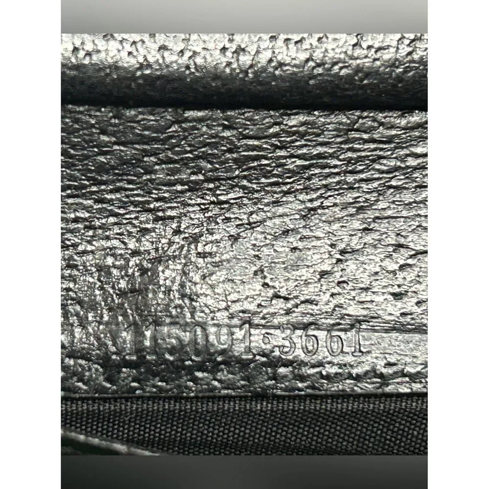 Gucci GG Canvas Compact Bifold Wallet with Coin Pocket – Black